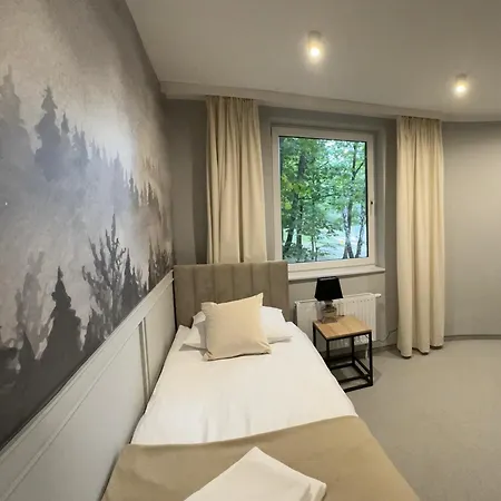 Stara Palmiarnia Mimoza ריבניק