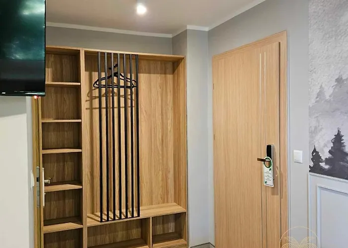 Stara Palmiarnia Mimoza Hotel *